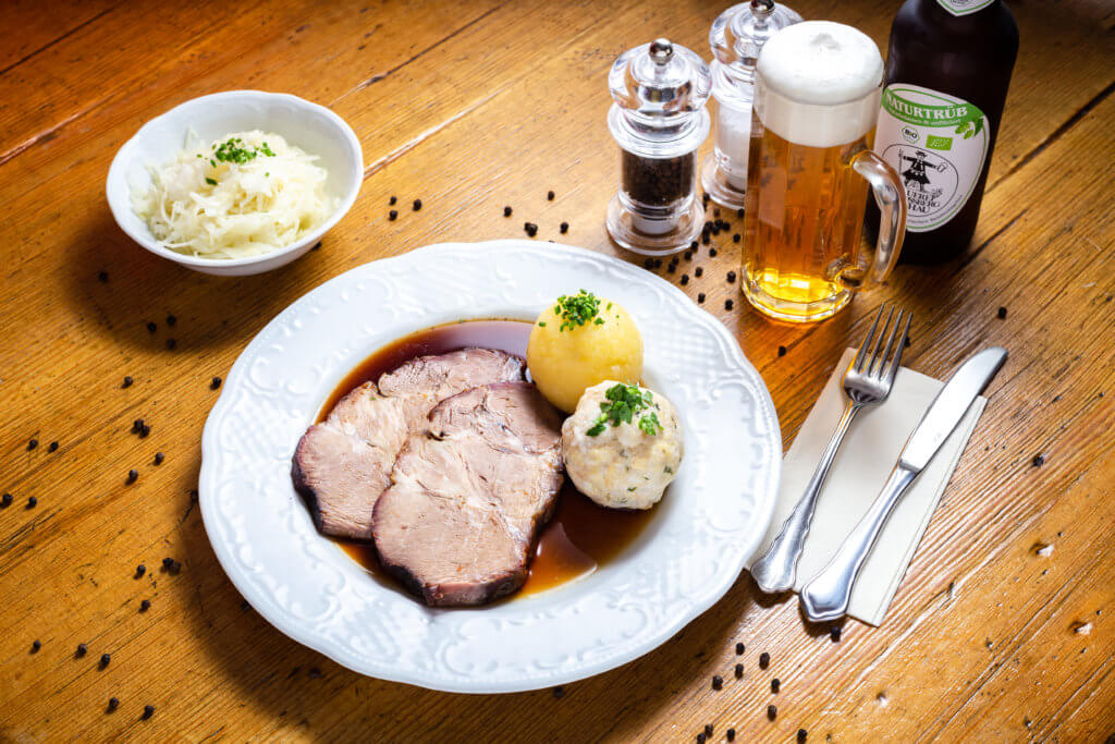 Der beste Bio-Schweinebraten in München